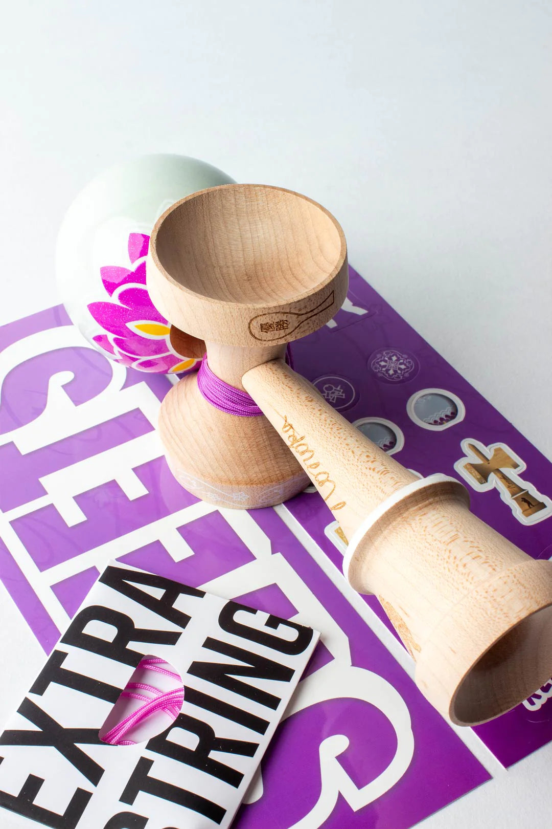 SWEETS KENDAMAS - NONOKA KYODO クッション塗装